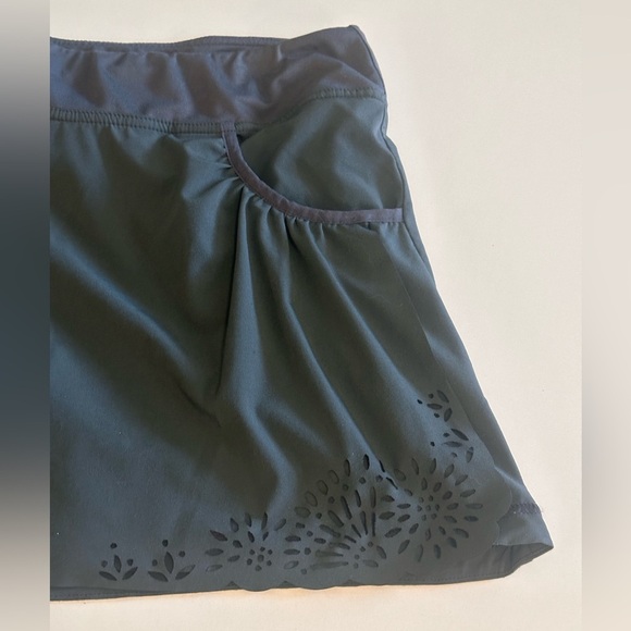 Athleta Dark Gray Skort - Picture 2 of 10